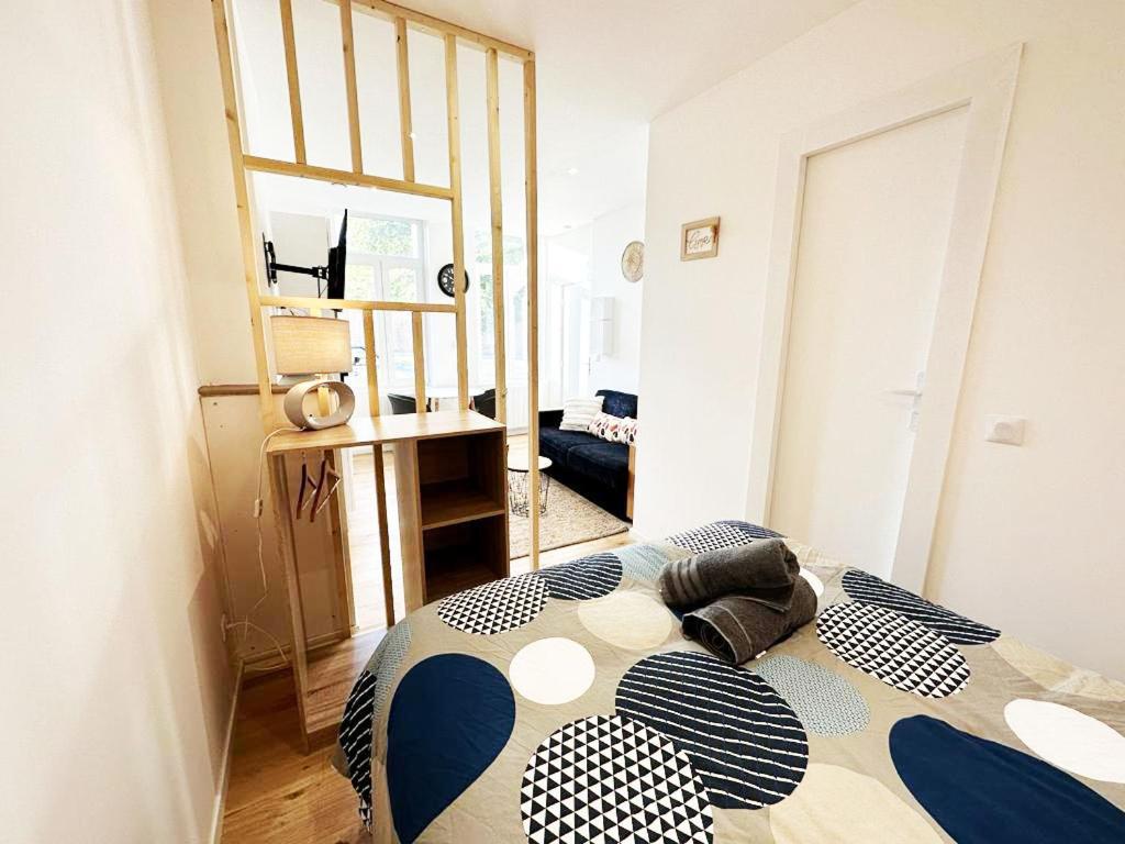 Lerelaisdodileqsl - Cambrai - Hyper Centre - Free Wifi - Ideal Couple & Famille Exterior photo