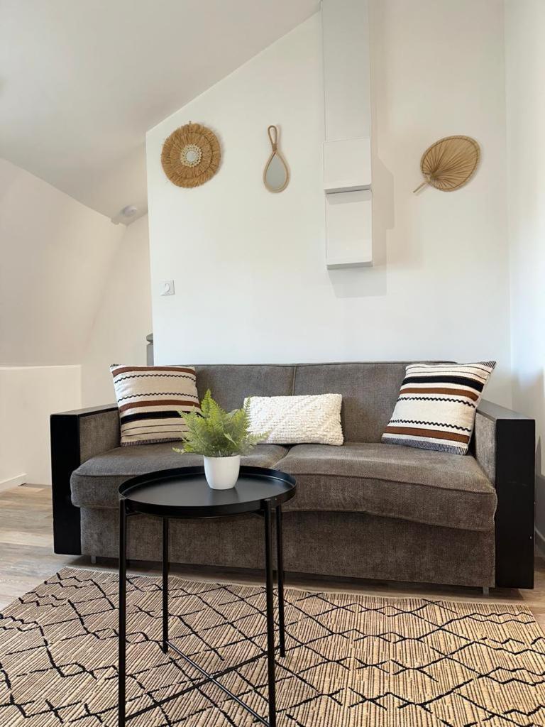 Lerelaisdodileqsl - Cambrai - Hyper Centre - Free Wifi - Ideal Couple & Famille Exterior photo